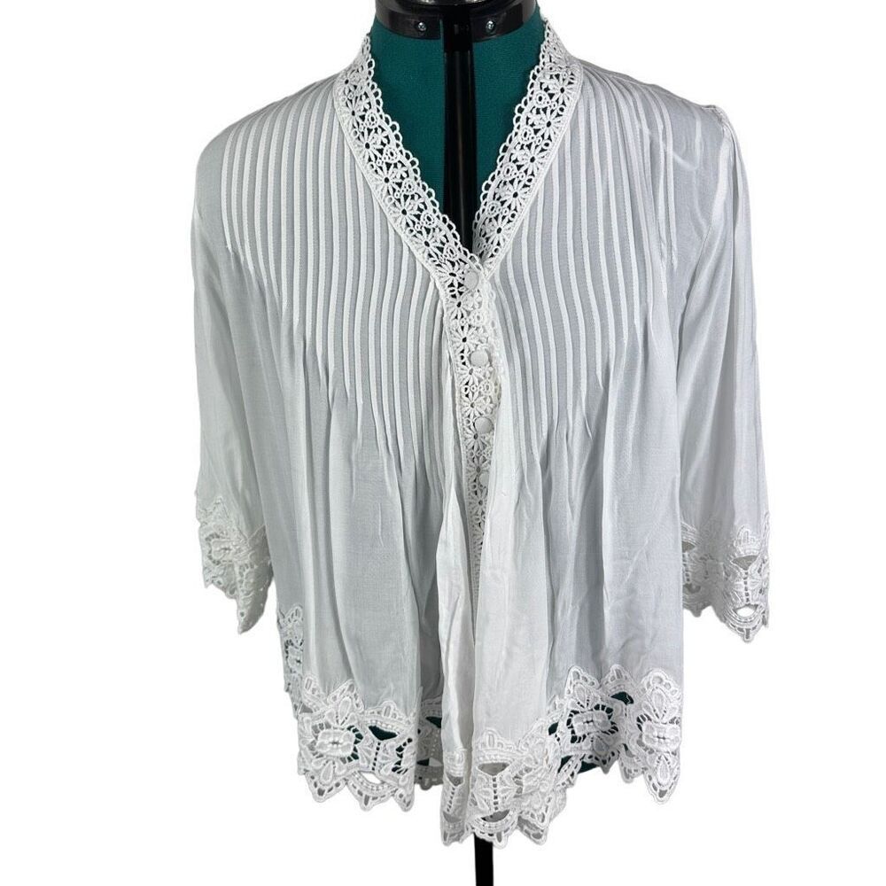 Chelsea & Theodore Boho white flowy top - size S